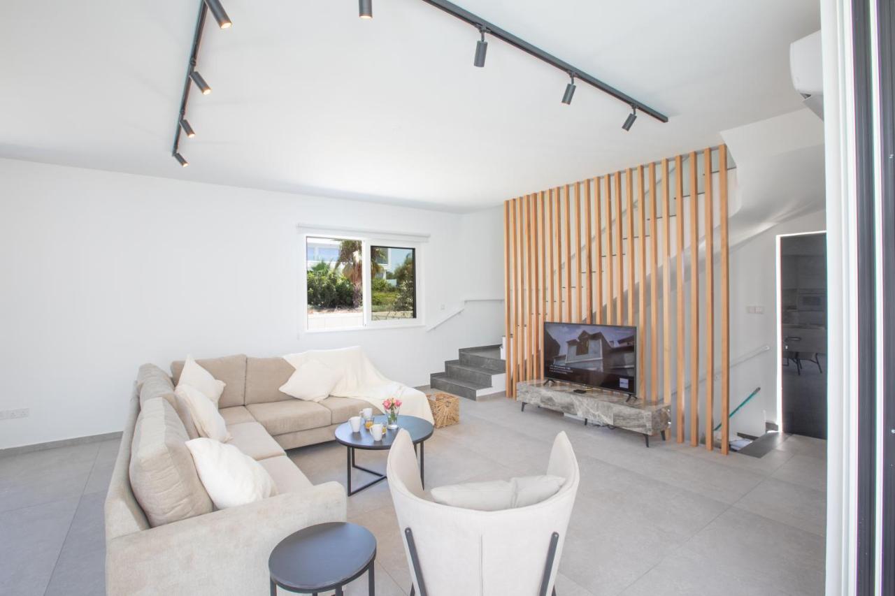 Kube Luxury Villas Ajia Napa Zewnętrze zdjęcie