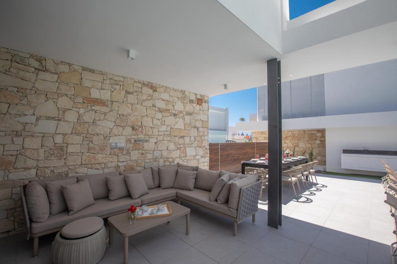 Kube Luxury Villas Ajia Napa Zewnętrze zdjęcie